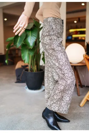 8GIRLS DESIGN SNAKE PRINT WIDE LEG TROUSERS