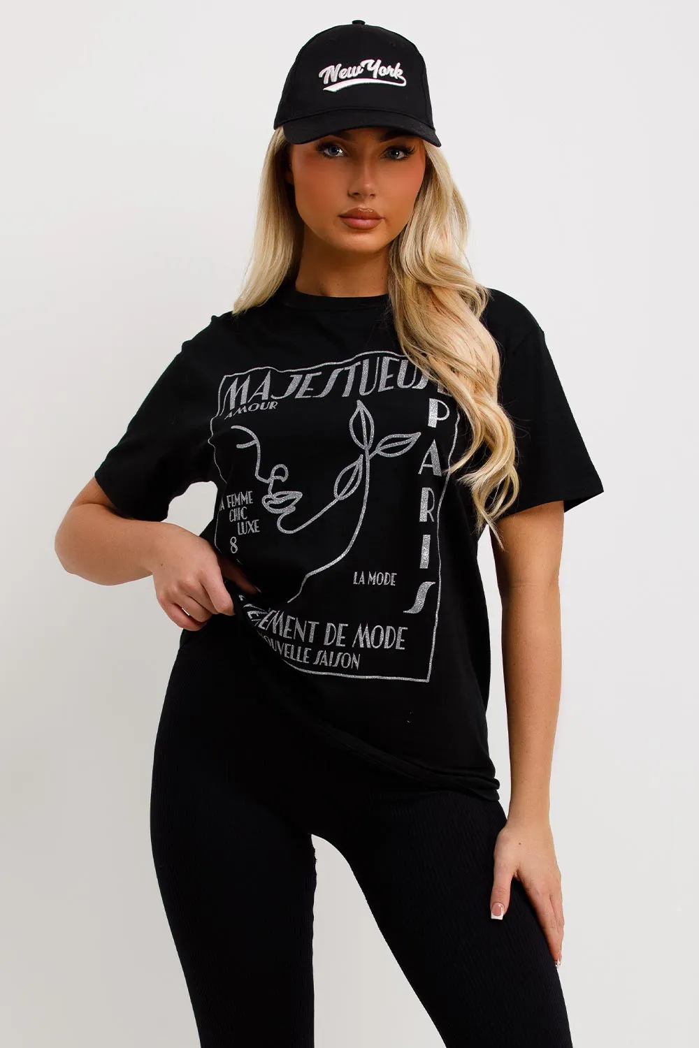 Black T Shirt La Mode Graphic Slogan