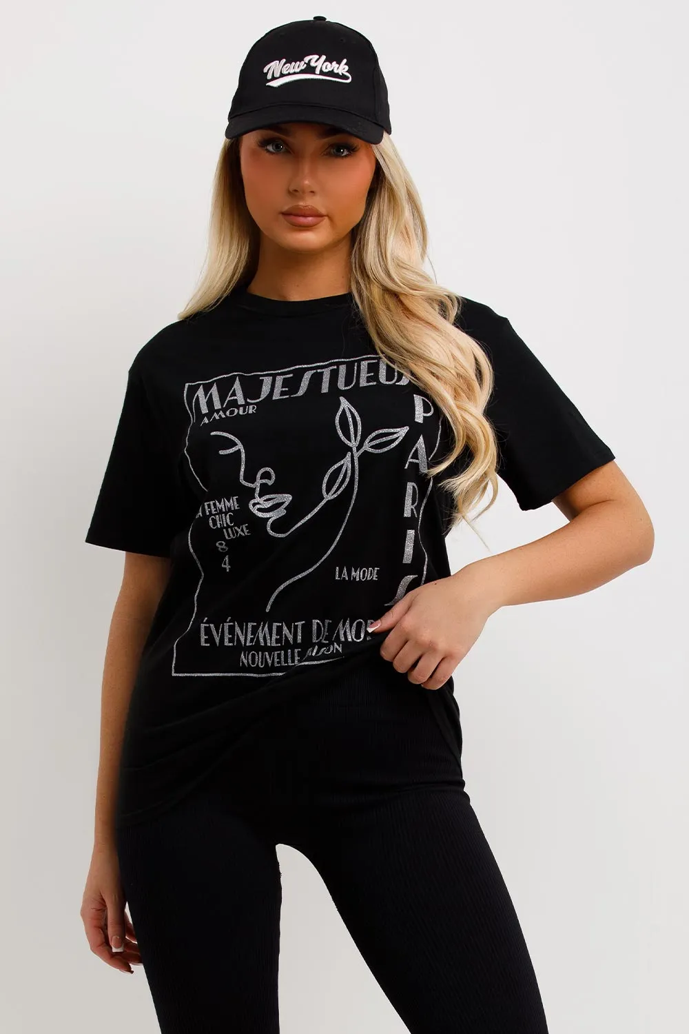 Black T Shirt La Mode Graphic Slogan