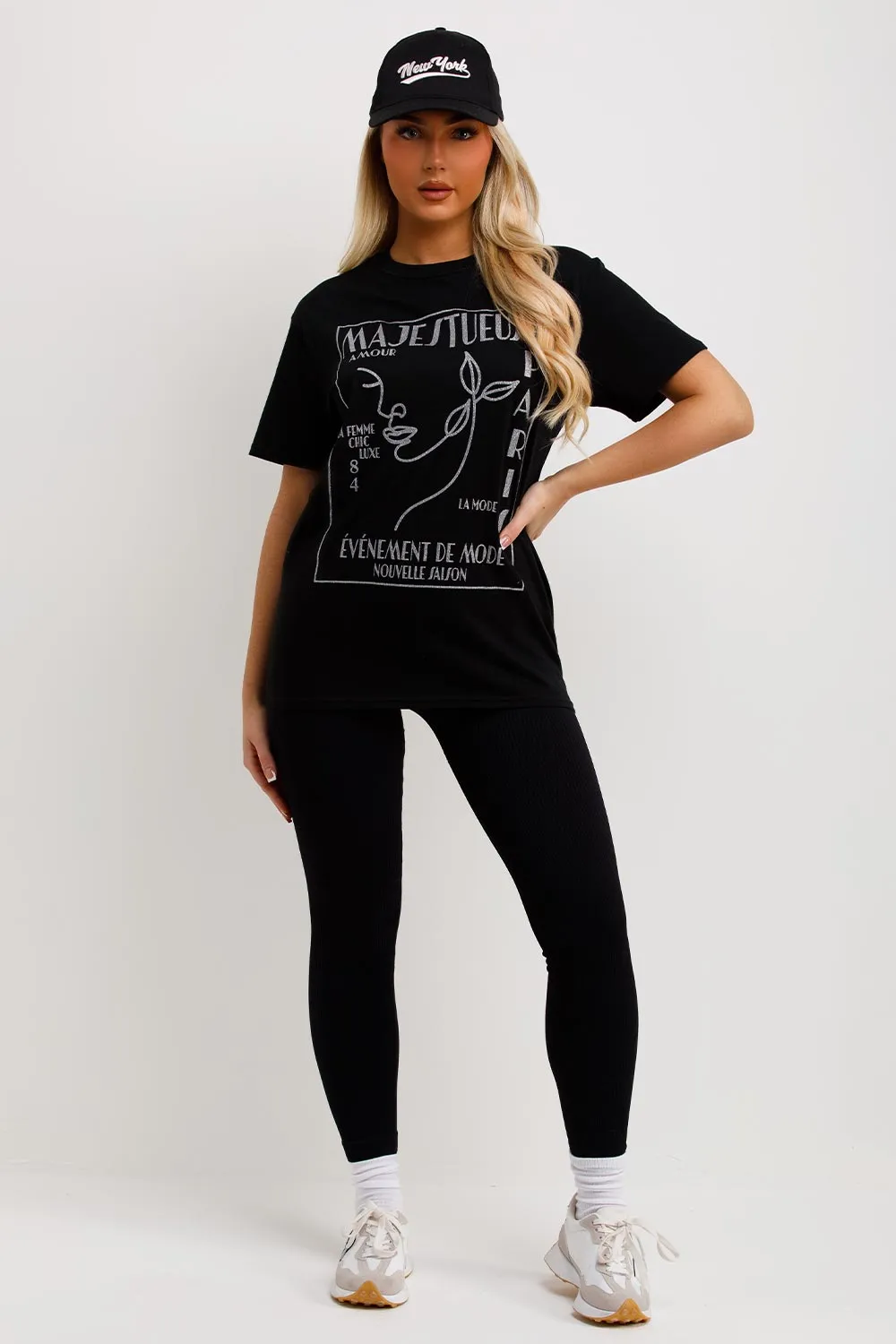 Black T Shirt La Mode Graphic Slogan