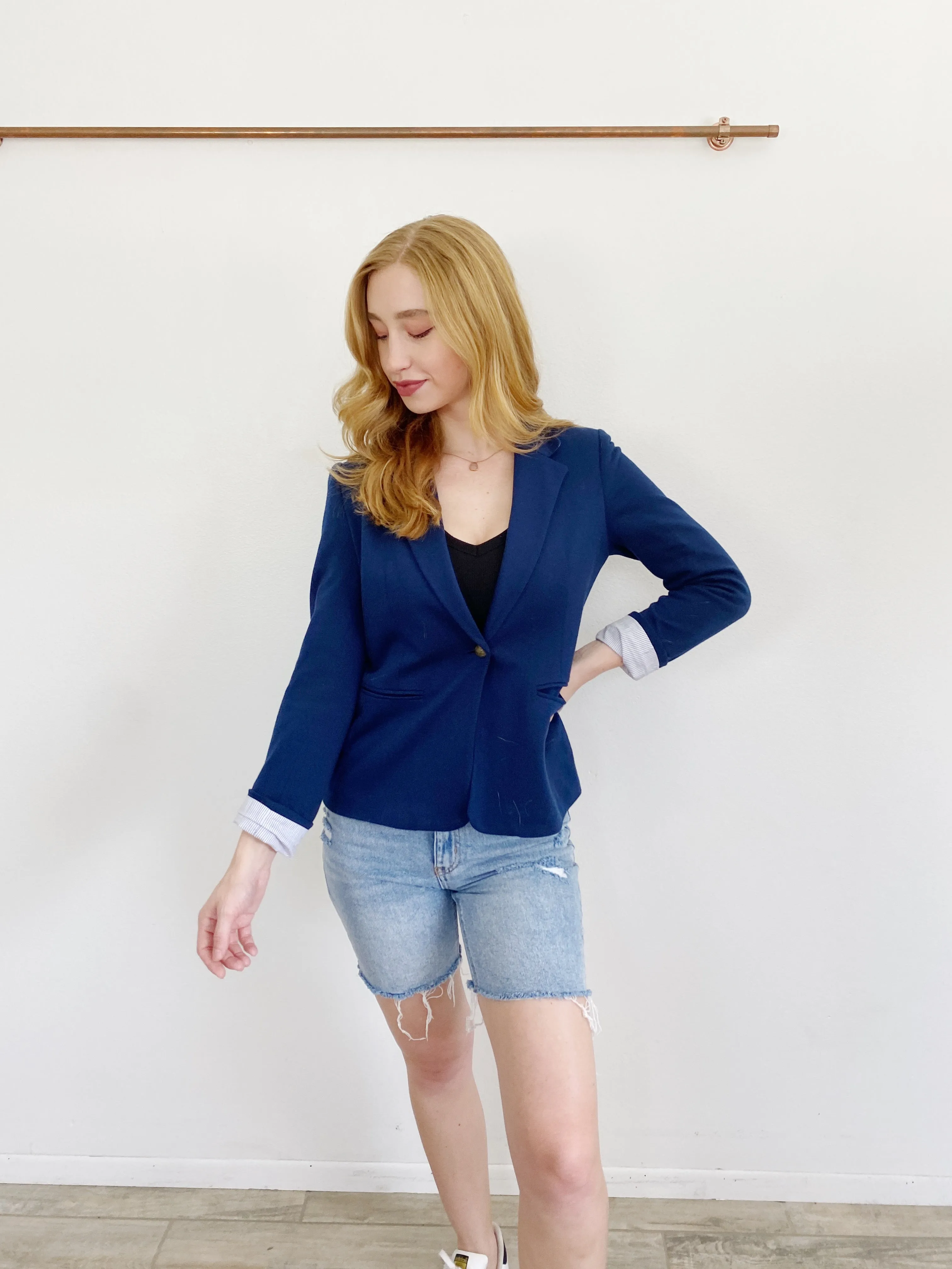 Forever 21 Navy Blazer size Medium