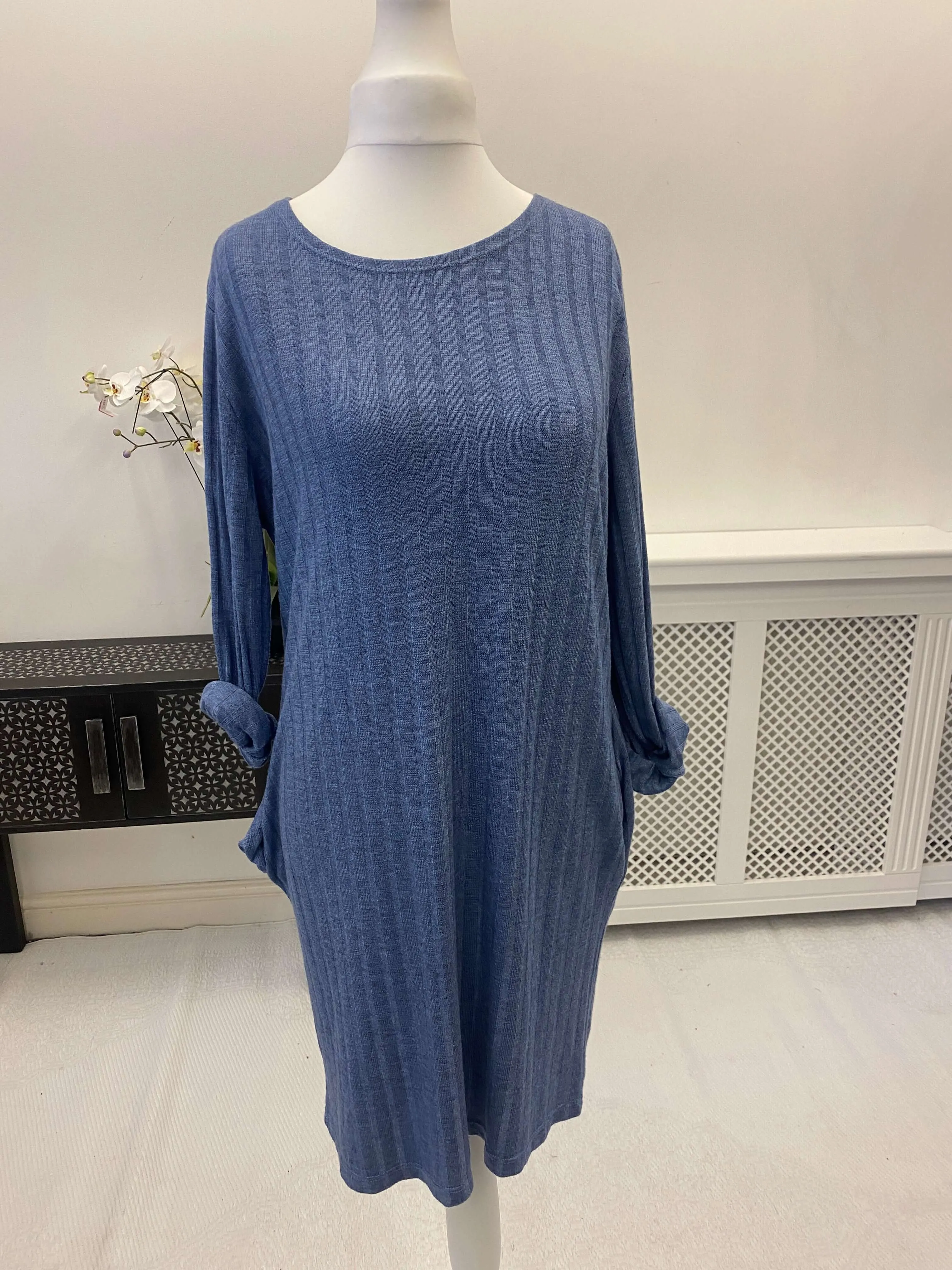 Louise Long Sleeve T-shirt Style Jumper Dress