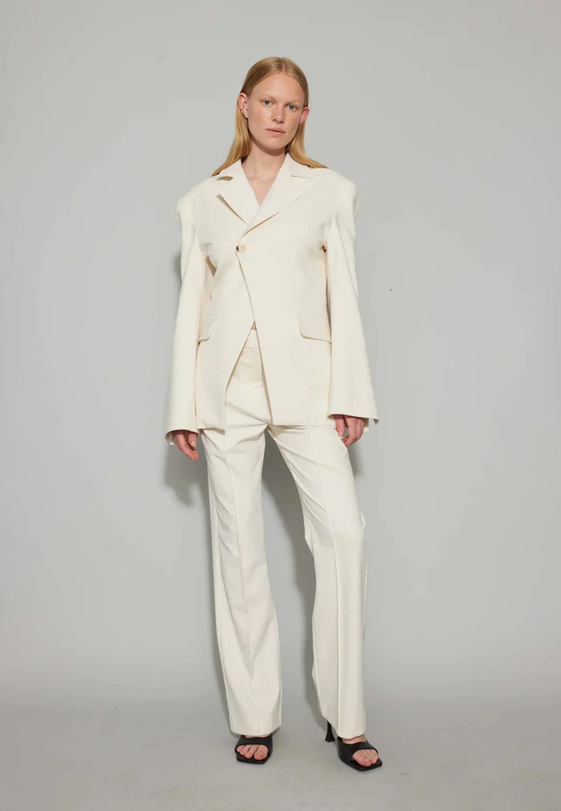 Luxury Blazer | Gardenia