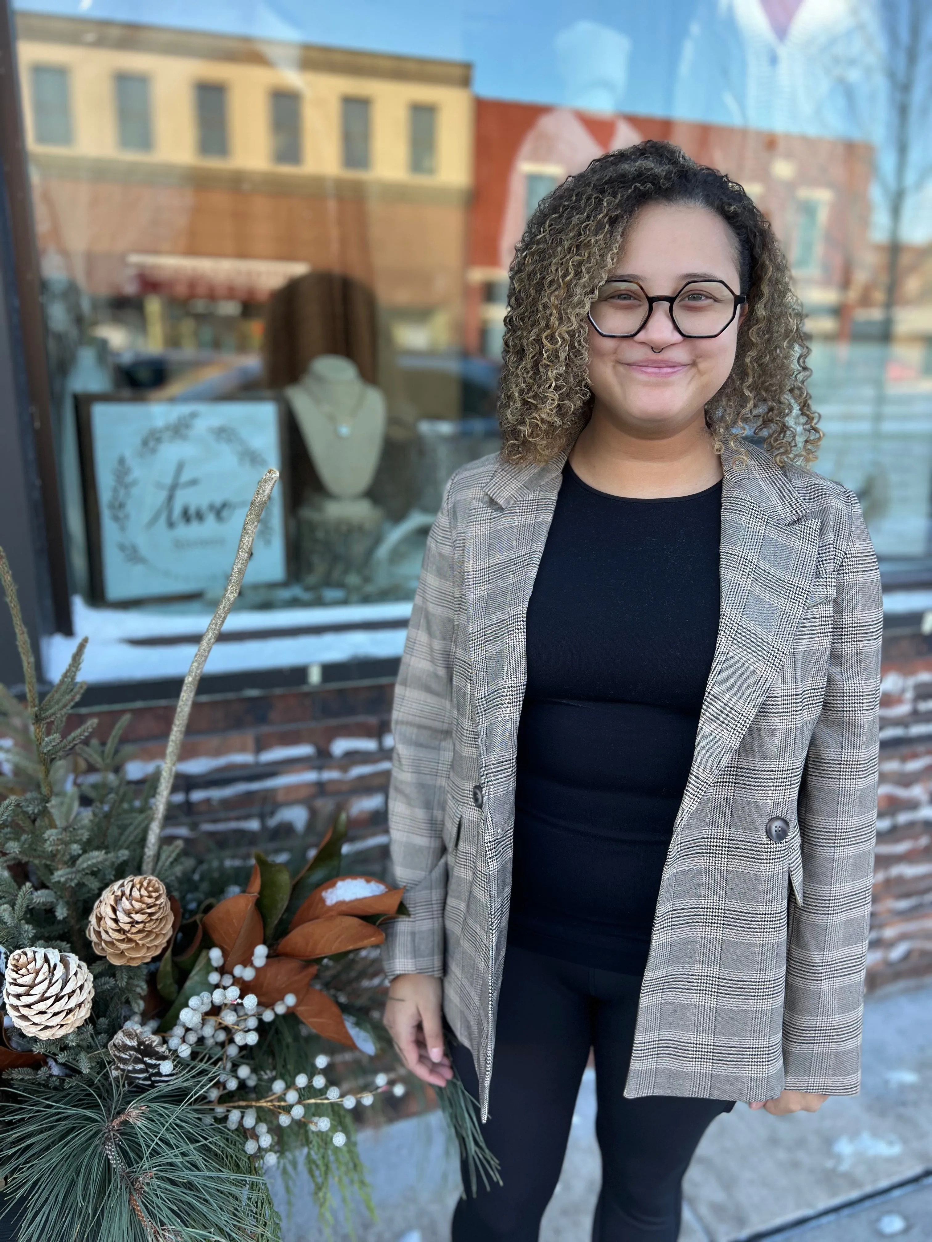 Plaid Collared Long Sleeve Blazer