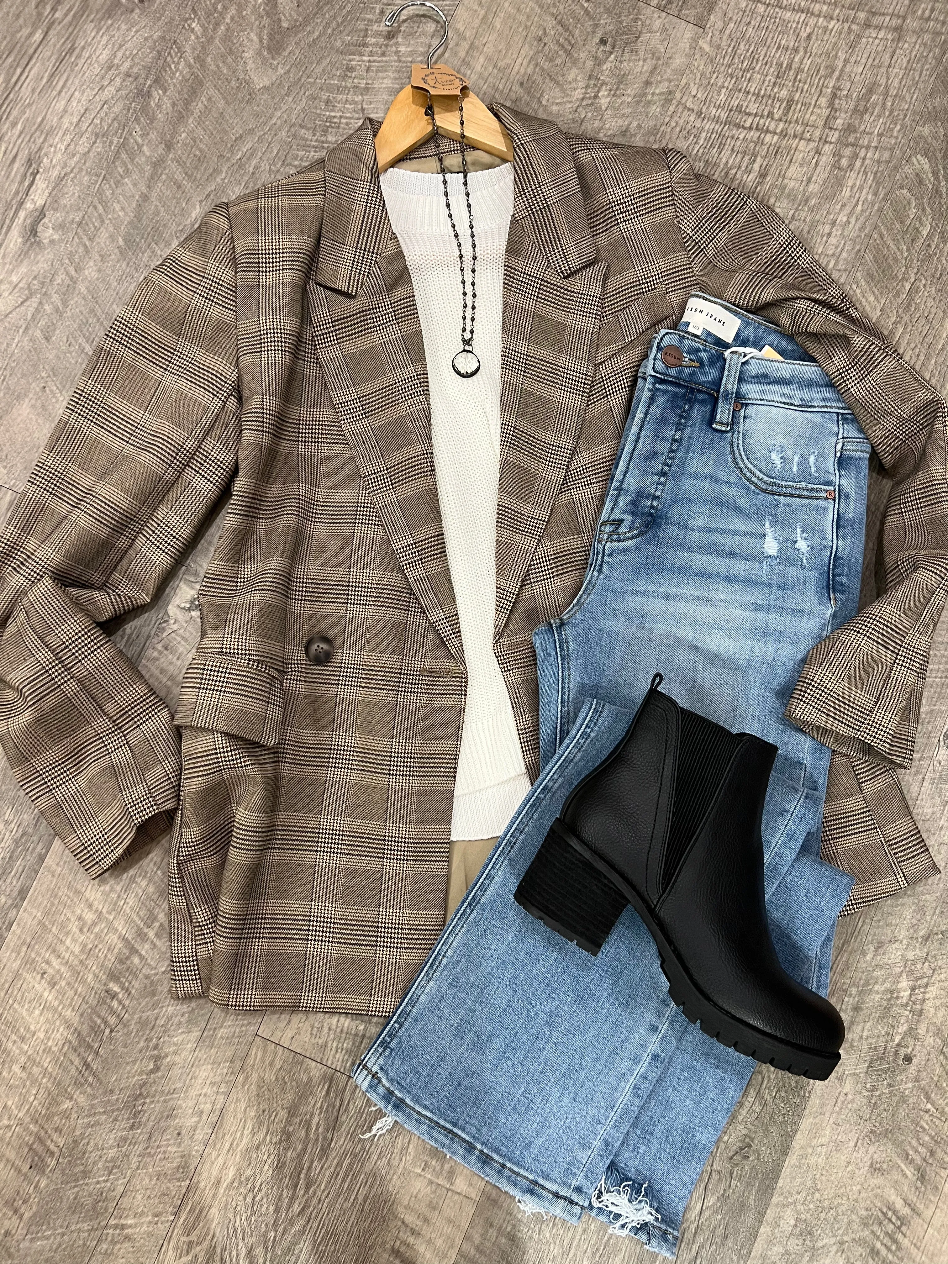 Plaid Collared Long Sleeve Blazer